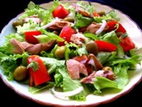 Овощной салат с тунцом